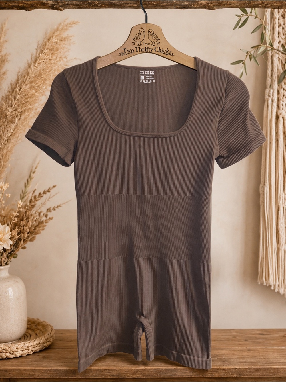 OQQ Ribbed Short-Sleeve Square Neck Bodysuit - Brown - M - EUC